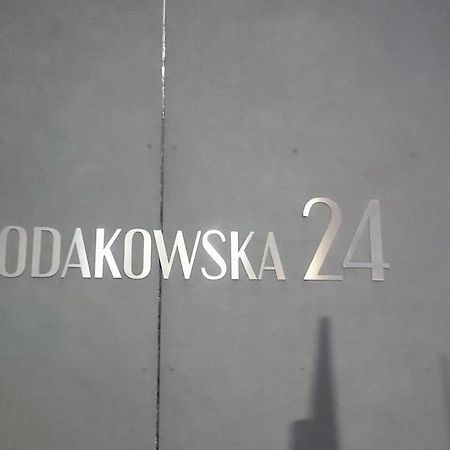 Nowoczesny Apartament Na Pradze Varsovia Exterior foto