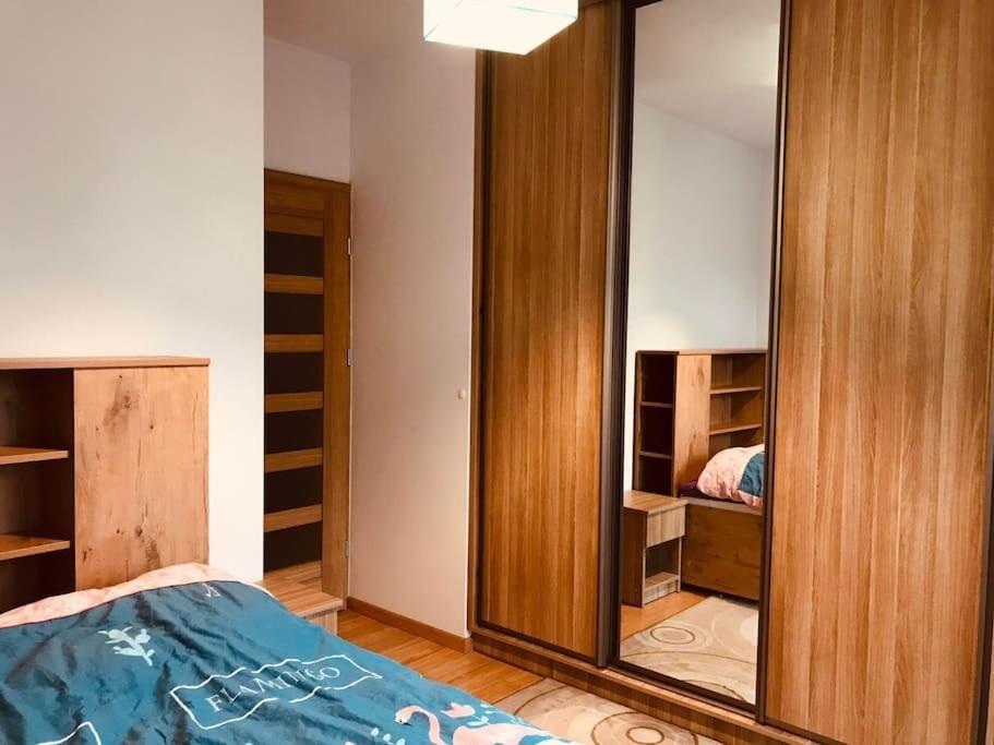 Nowoczesny Apartament Na Pradze Varsovia Exterior foto